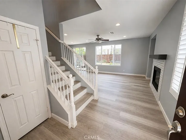 33012 Seville St — Photo 3