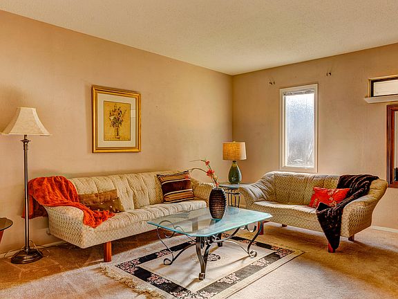 2nd image of 2301 Dovehill Dr