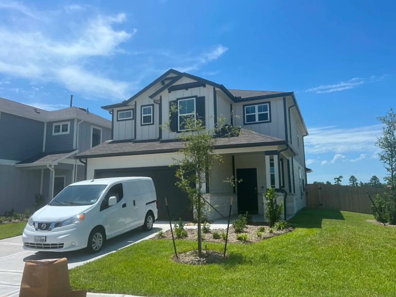 4 bed, 2029 sqft, $750 — Photo 3