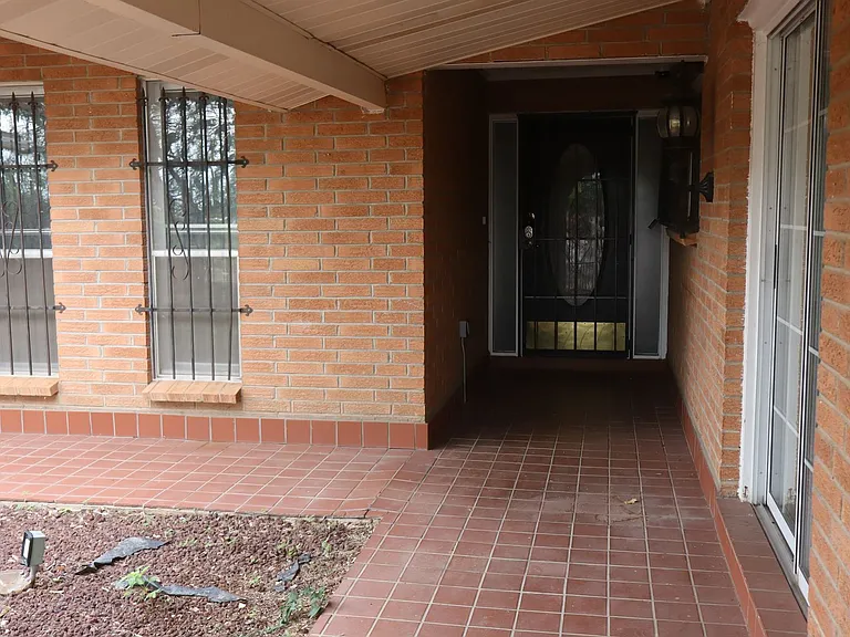 1810 Town And Country Dr — Photo 29