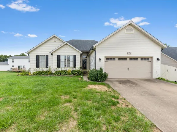 2775 Ridgeway Dr, Jackson, MO 63755