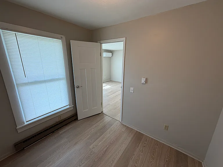 2111 Lincoln Ave — Photo 13