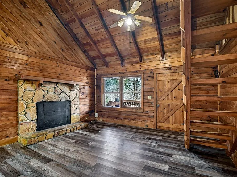 1266 Humphrey Mill Rd — Photo 4
