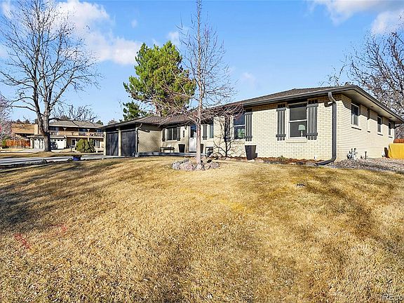 5th image of 1022 Berkeley Court