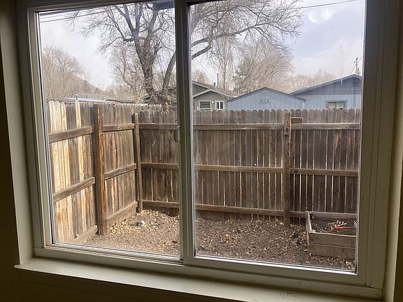 5th image of 2804 N East St #10754636