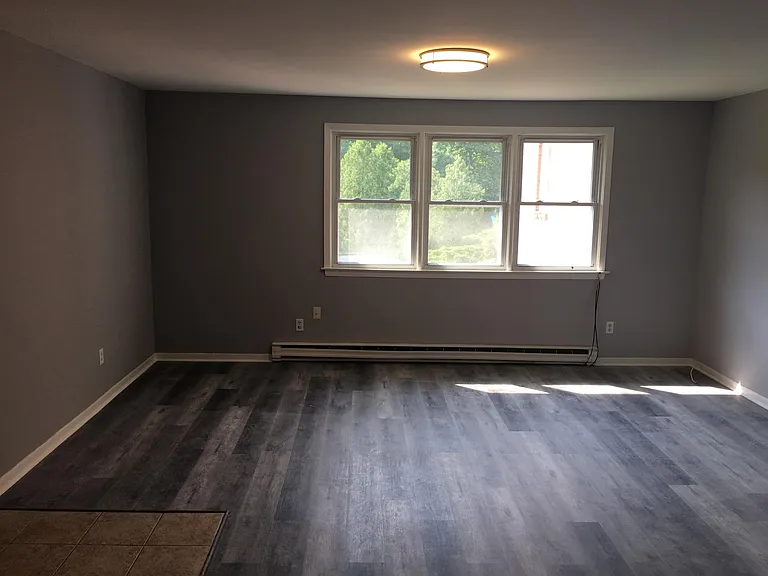 44 Briarwood Ln — Photo 6
