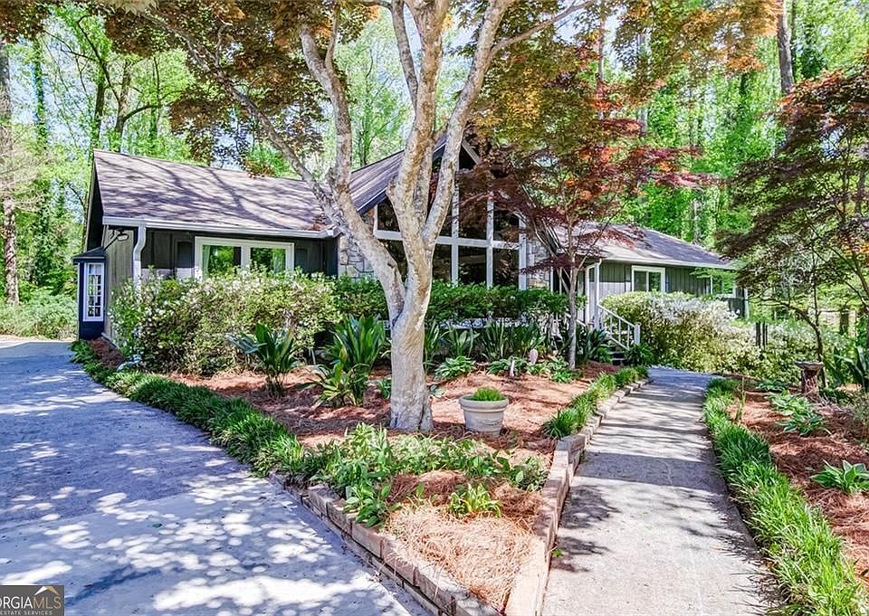 1st image of 4587 Town Crier Rd SW