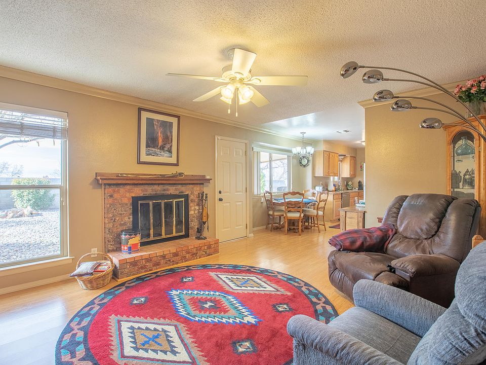 1st image of 10020 Malaguena Ln NE