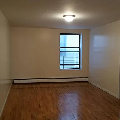 Rented by Lang Realty LLC | media 5