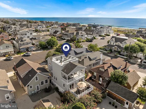 106 5th St, Beach Haven, NJ 08008