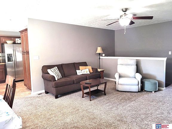 5th image of 2150 Cynthia Ln