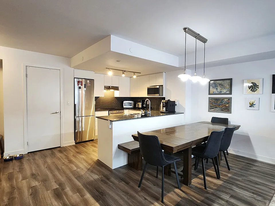 106 Varna Dr #7