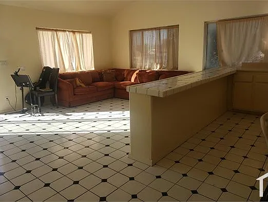 3 bed, 1500 sqft, $3,500 — Photo 3