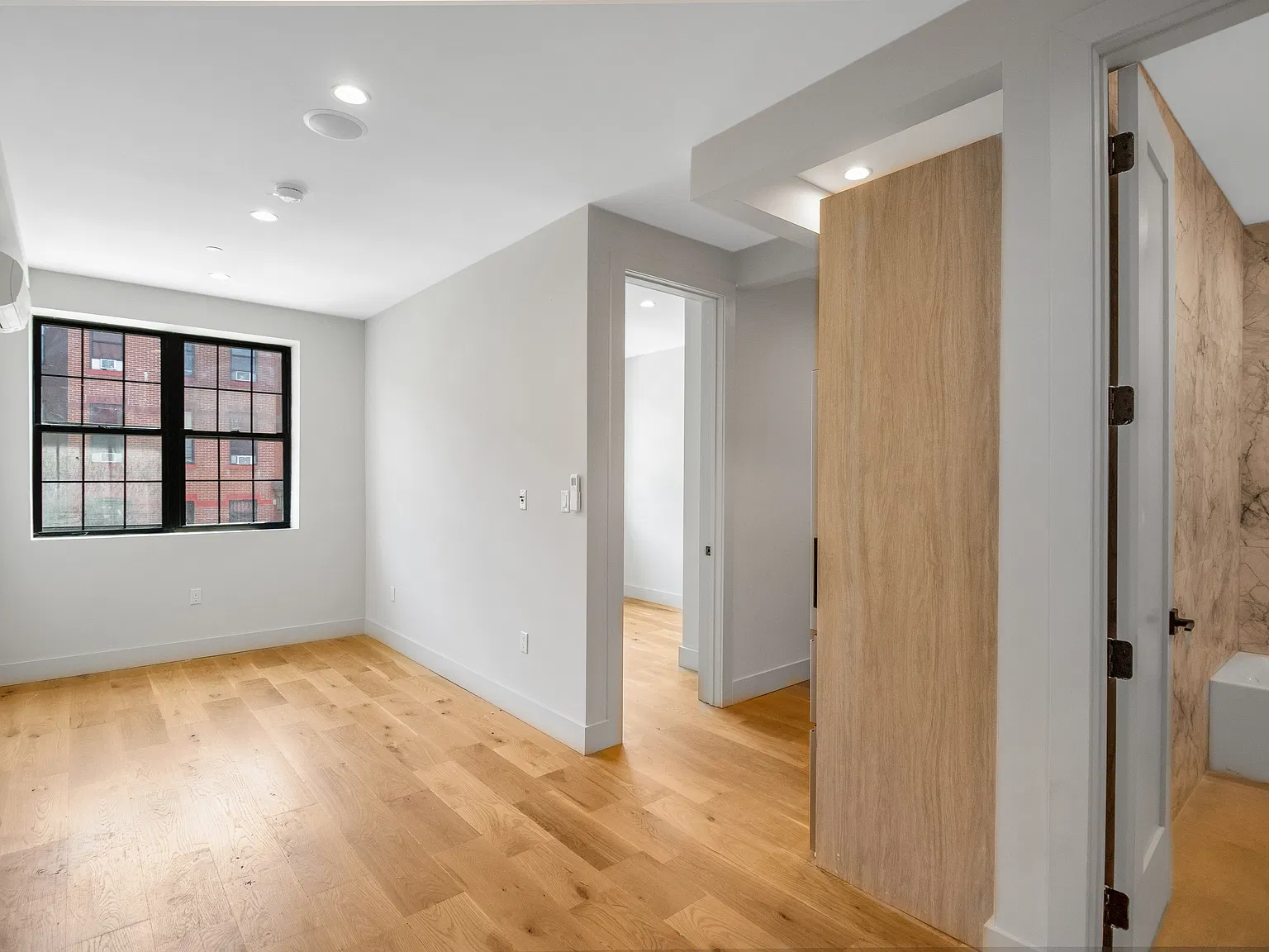 15 Cooper Street — Photo 2