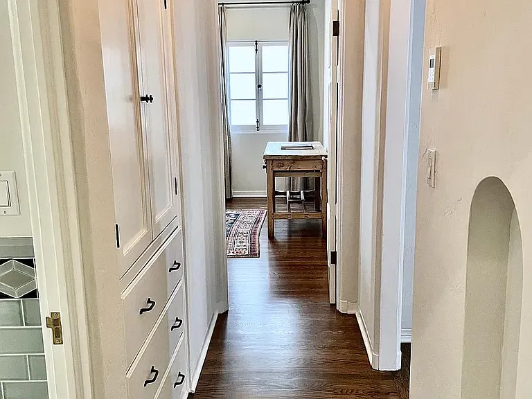 1330 N Harper Ave #108 — Photo 13