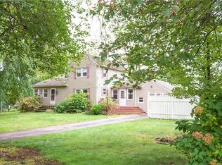 60 Harding St, West Warwick, RI 02893