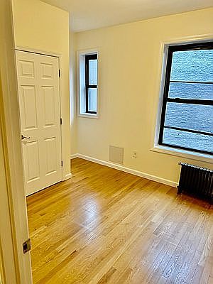 2nd image of 852 Amsterdam Ave APT 5N