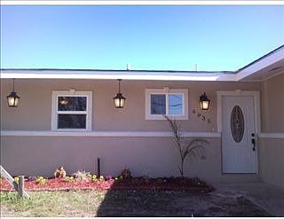5th image of 4935 Warren Dr