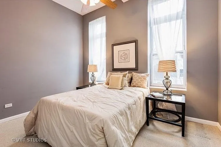 1521 N Paulina St #1R — Photo 5