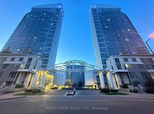 38 Lee Centre Dr #2912, Toronto, ON M1H 3J7