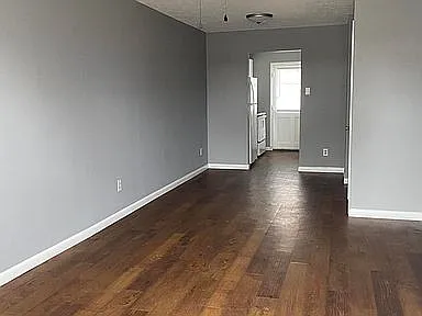 2533 Johnson Dr — Photo 3
