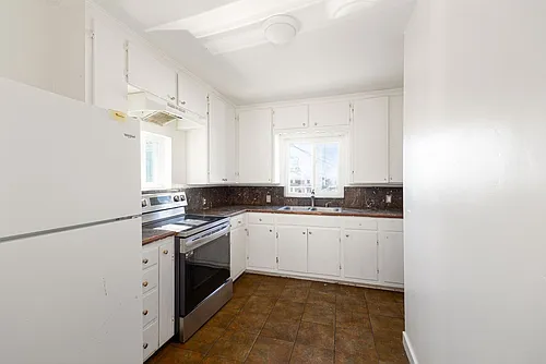 628-634 A Ave Photo 1