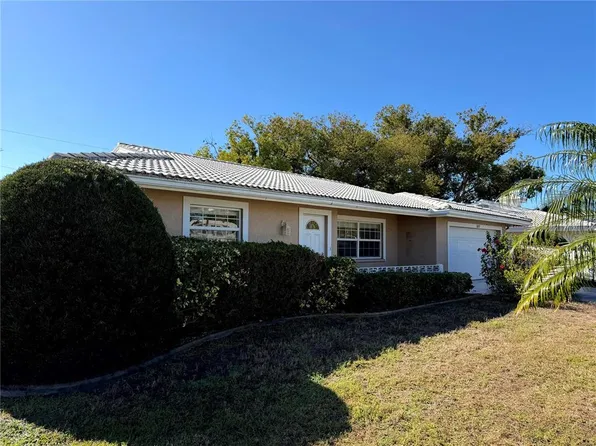 3312 Spring Mill Cir, Sarasota, FL 34239