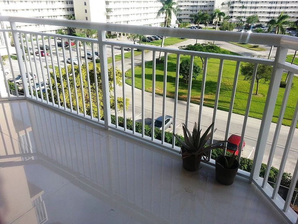 1st image of 18021 Biscayne Blvd #A5o1