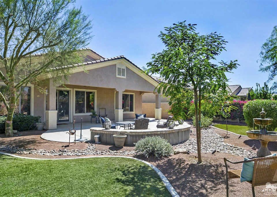 1st image of 81086 Avenida Pamplona