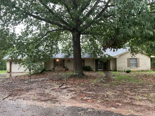 110 Red Bud Ln, Quitman, TX 75783