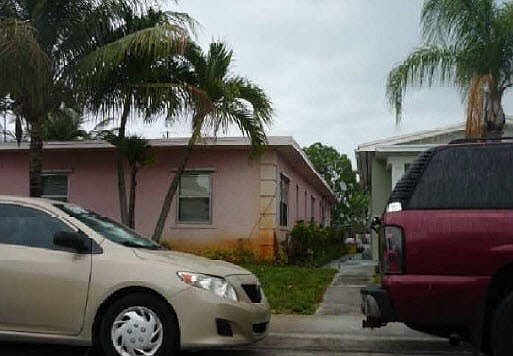2nd image of 502 S East St