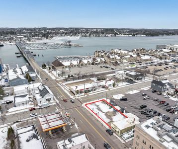214 Michigan St, Sturgeon Bay, WI, 54235