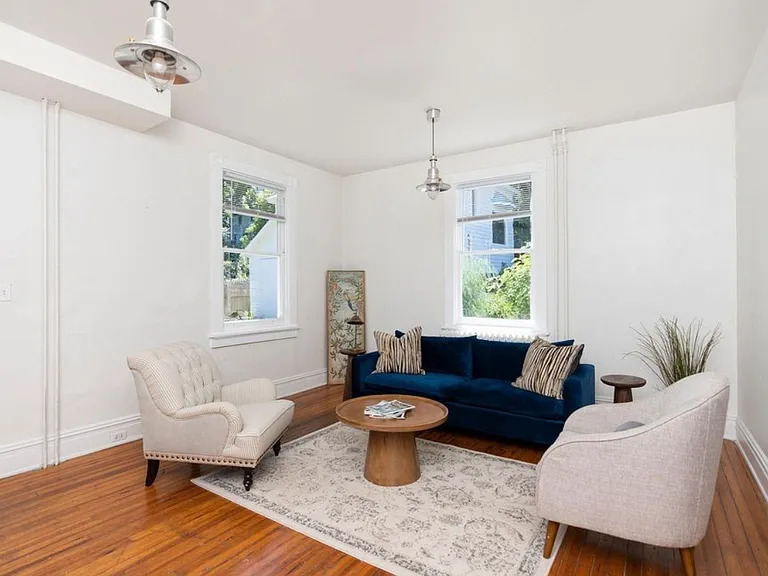 550 Valley St — Photo 29