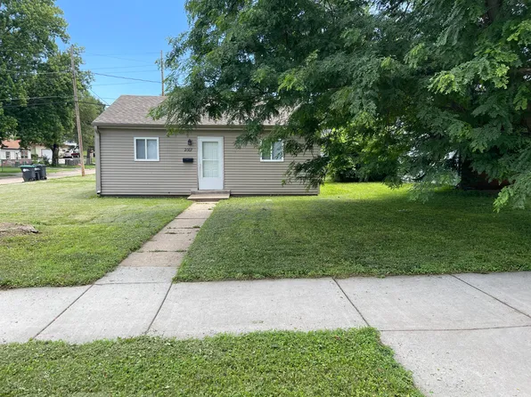 2007 John A Creighton Blvd, Omaha, NE 68111