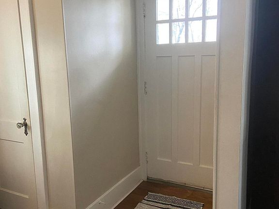 3rd image of 120 Washington Road