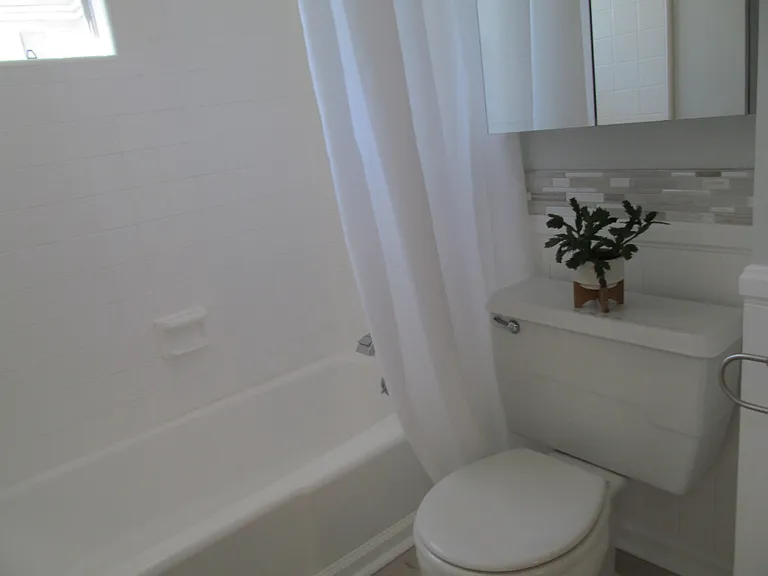 55 Navy Street — Photo 34