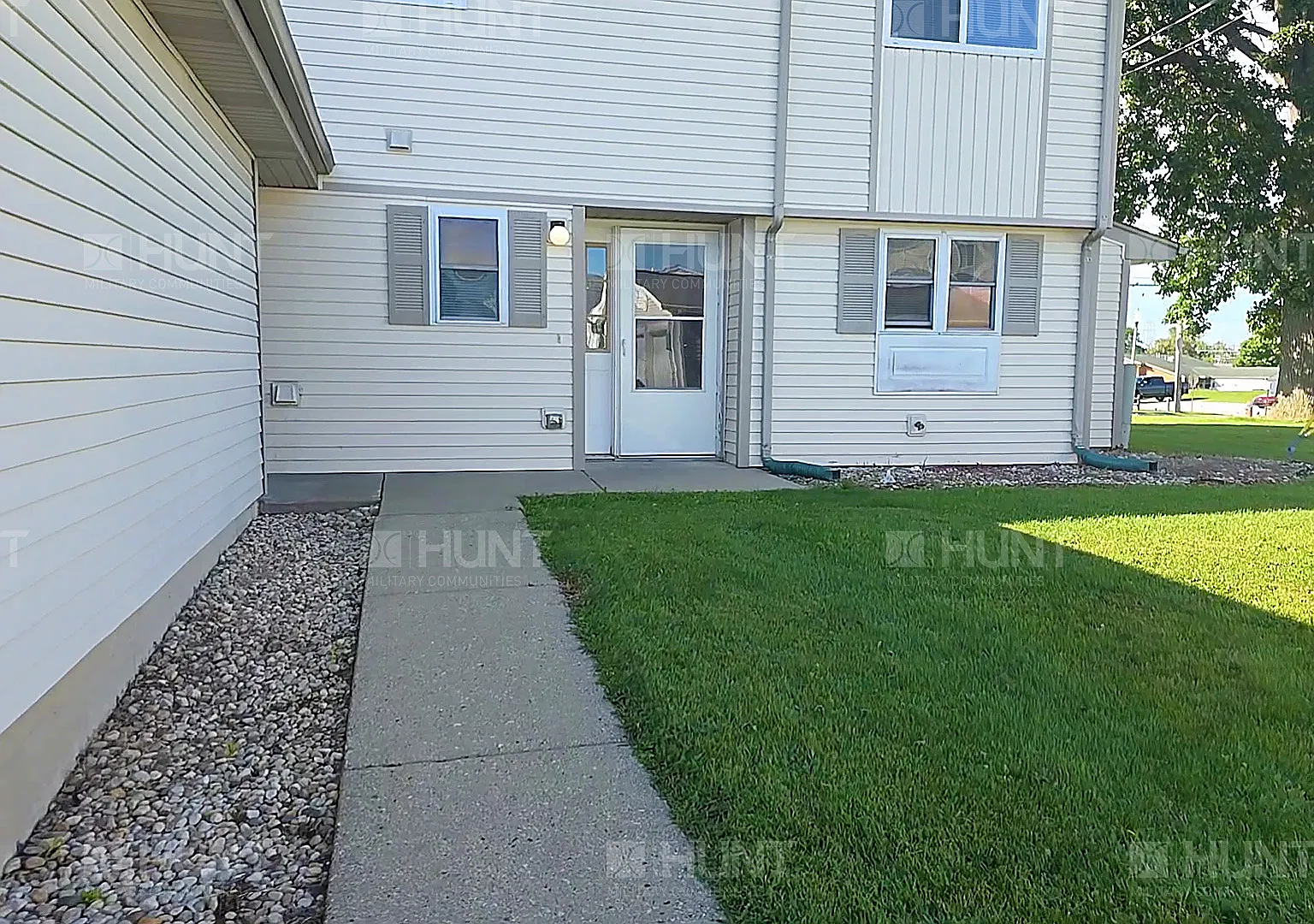 4 bed, 2.5 bath, 1248 sqft, $2,675 — Photo 4