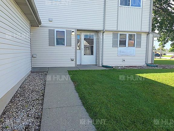 4th image of 3725F Oregon Ct