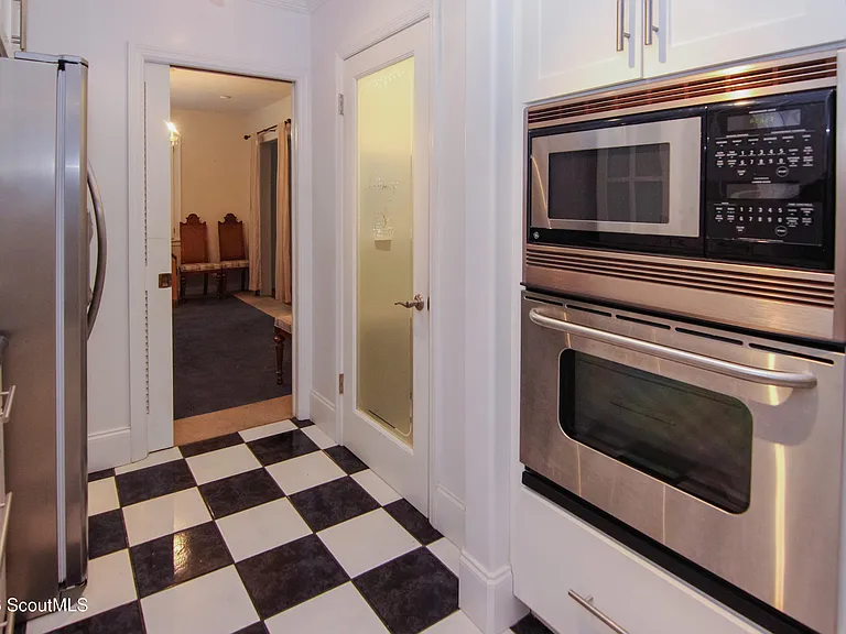 1207 Pine Ave — Photo 13