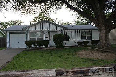 1st image of 918 Milam Dr
