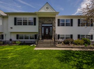 202 N Parliman Rd, Lagrangeville, NY 12540