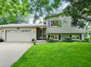 3926 66th St E, Inver Grove Heights, MN 55076