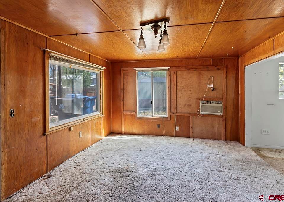 1st image of 1011 S 5th Street