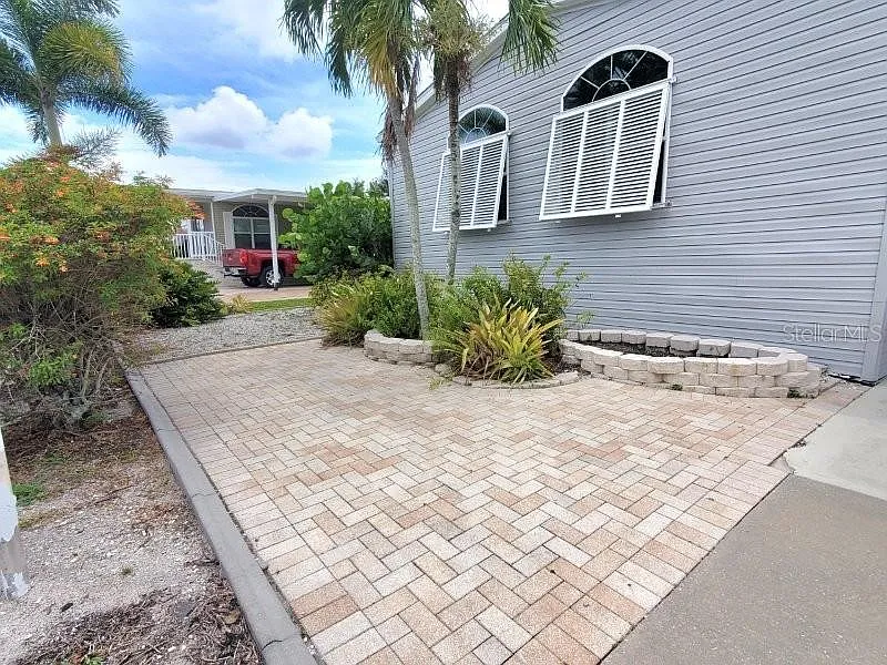 2 bed, 2.0 bath, 1512 sqft, $1,500 — Photo 2