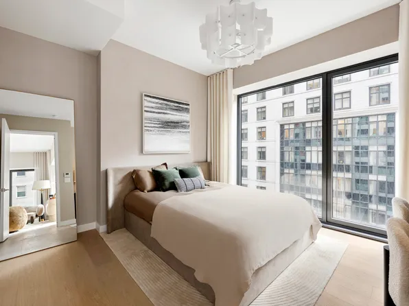 126 East 57th Street image 1 of 24