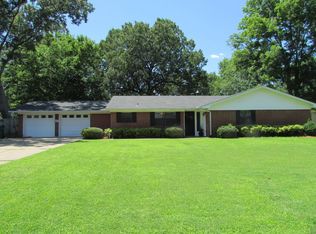 207 N Hastings Ave, Russellville, AR 72801