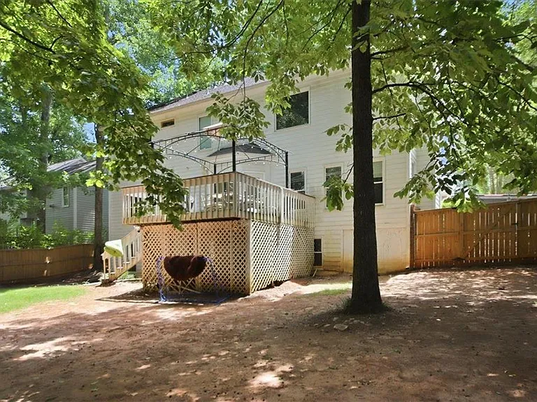 1264 Wyckfield Pl — Photo 32