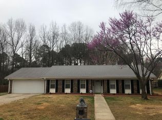 5625 Redbud Ln, Tuscaloosa, AL 35405