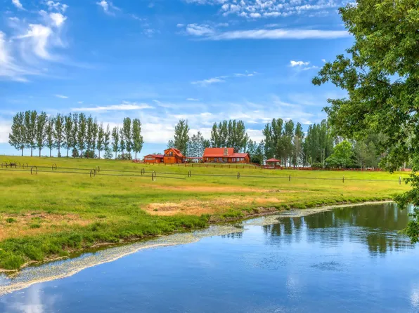 64 N 200 E, Shoshone, ID 83352