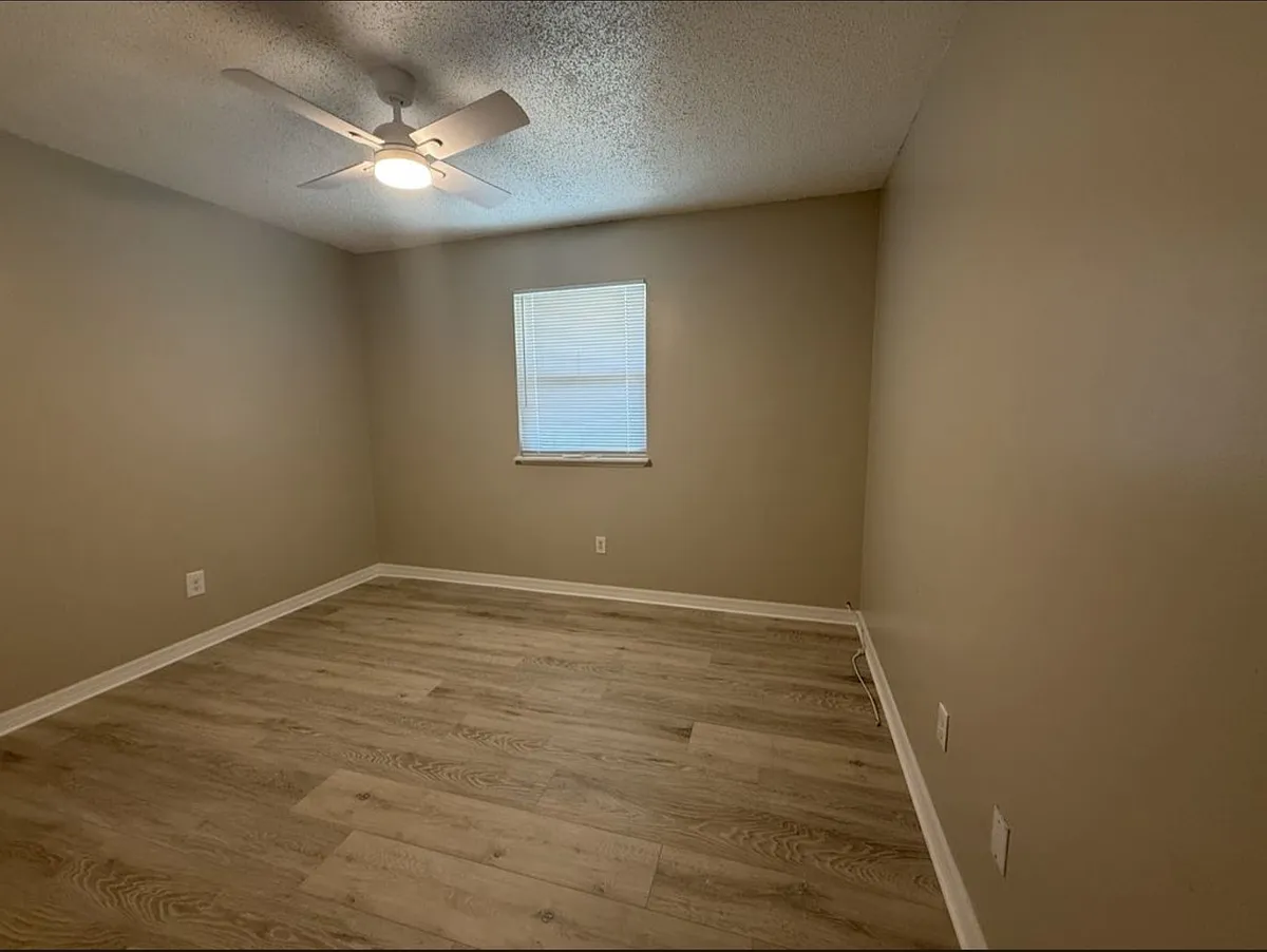 Building Photo - 8532 Channelview Cir